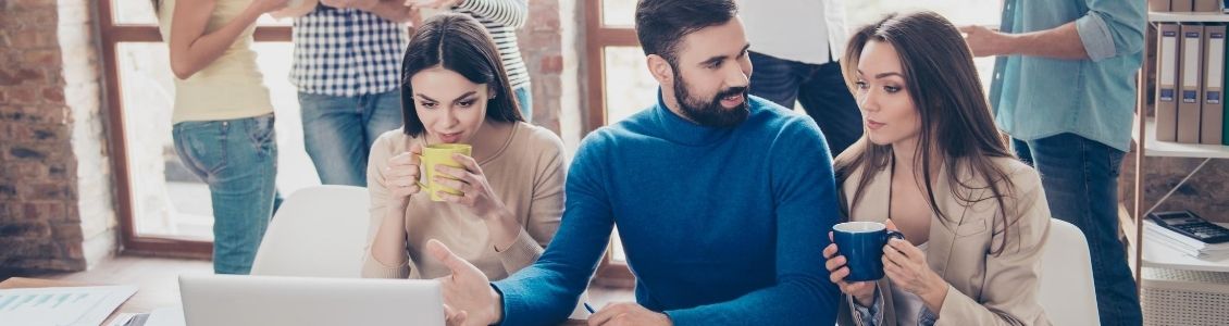 découvrez les meilleurs outils pour community managers en 2025 : gestion des réseaux sociaux, analyse des performances, programmation de contenus et engagement de votre communauté efficacement.