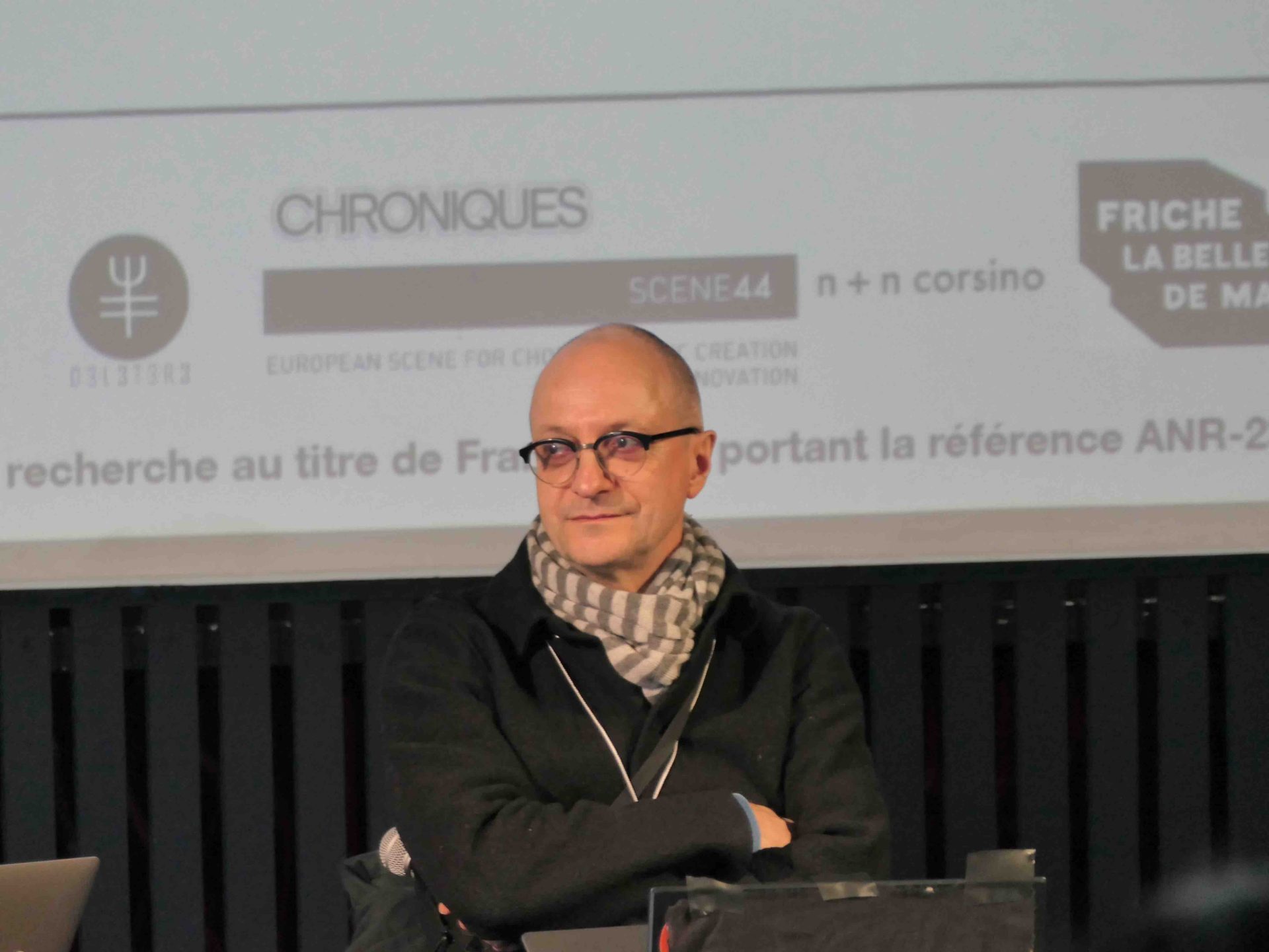 découvrez comment le poivre noir symbolise l’alliance réussie entre la puissance des données et la créativité en marketing pour des stratégies innovantes et percutantes.