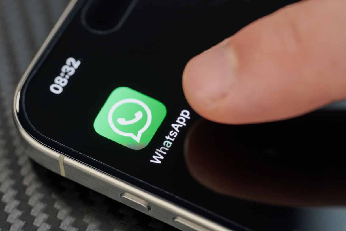 whatsapp va bientôt permettre de discuter directement avec des utilisateurs d'autres applications, facilitant ainsi la communication inter-applications.