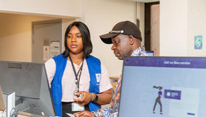 découvrez comment emmaüs connect propose des solutions innovantes pour lutter efficacement contre l'exclusion numérique et favoriser l'inclusion digitale de tous.